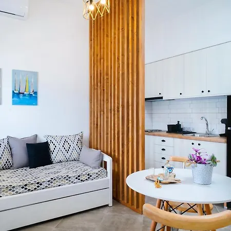 Jennifer Chrisi Ammoudia